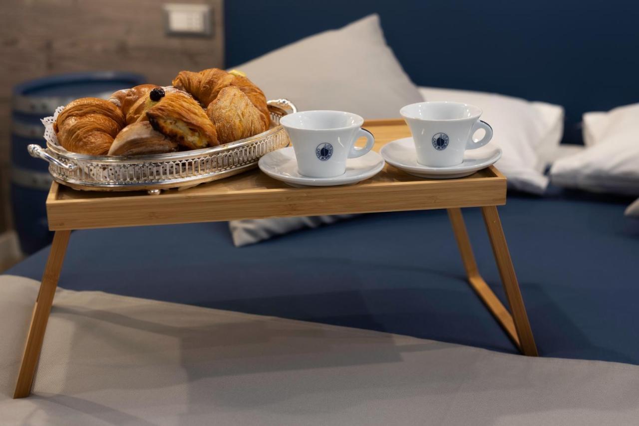 Napoliviva Bed & Breakfast ภายนอก รูปภาพ